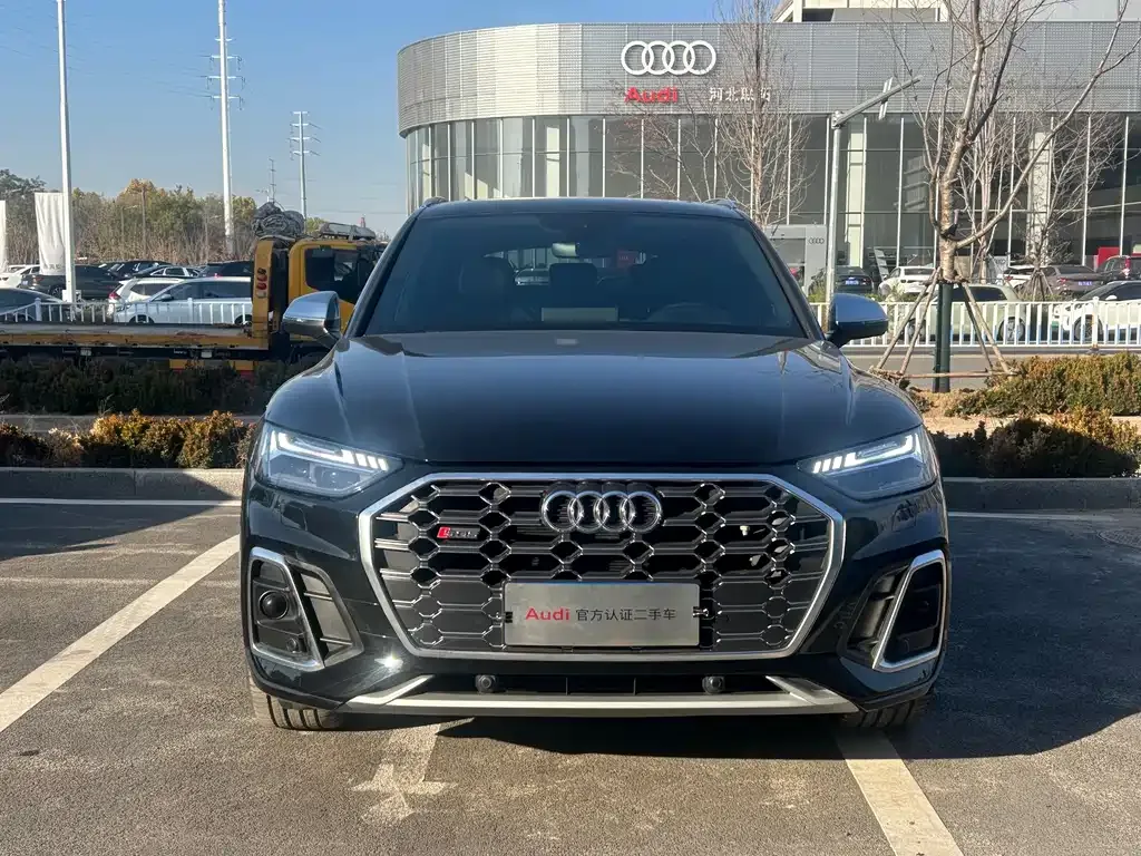 Audi SQ5 2022 из CN, фото 4