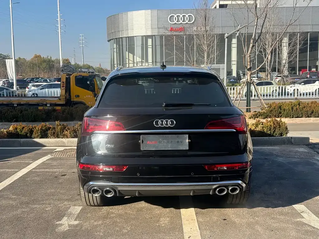 Audi SQ5 2022 из CN, фото 5