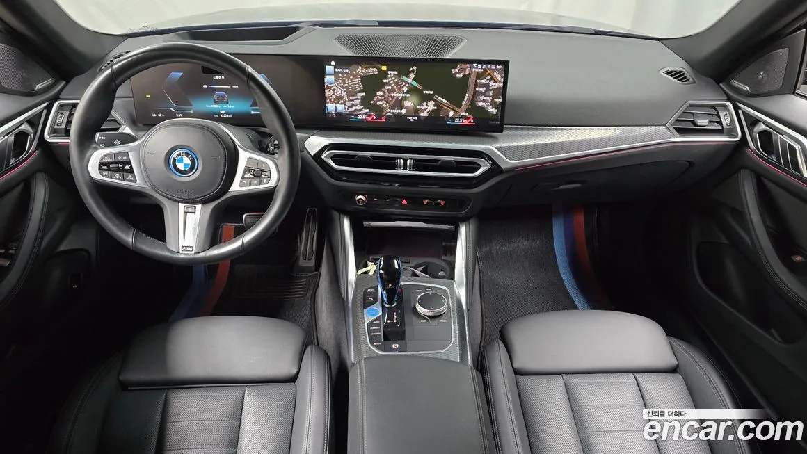 BMW i4 — фото 7