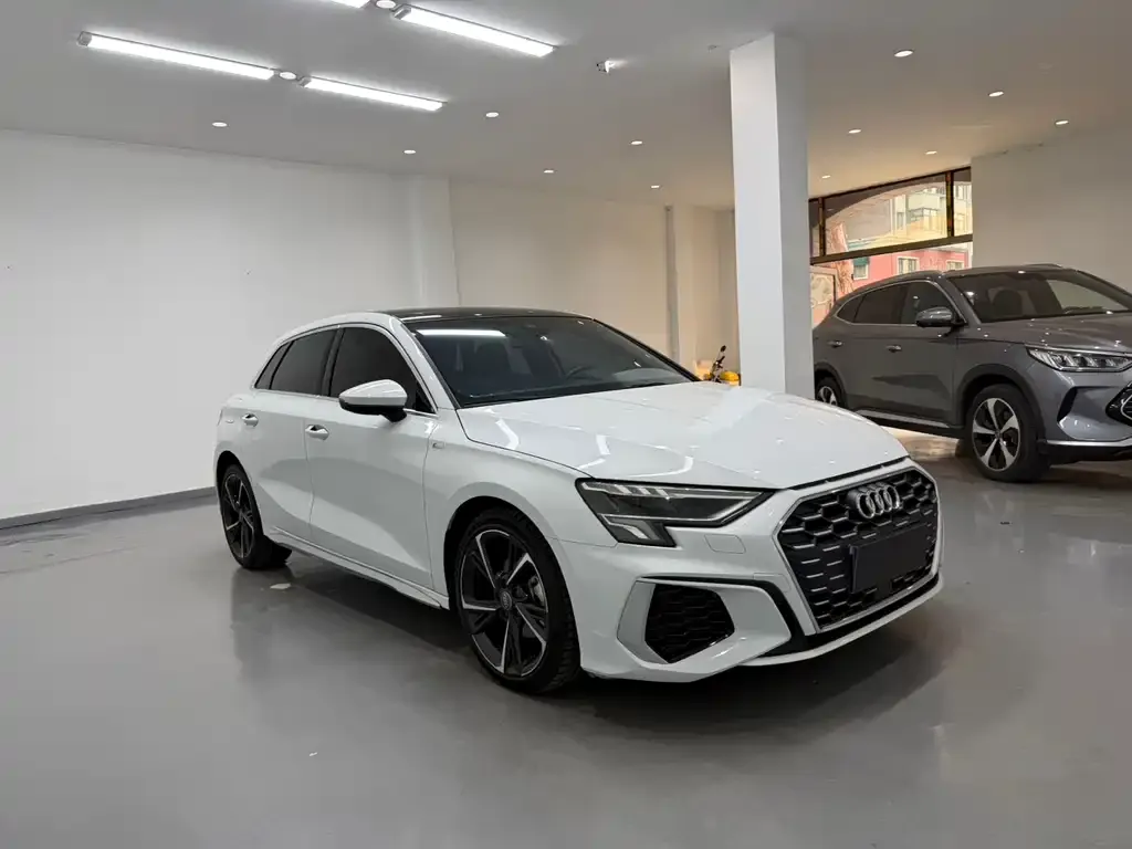 Audi A3 2021 из CN, фото 3