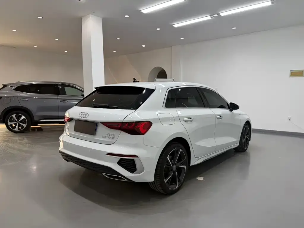 Audi A3 2021 из CN, фото 4