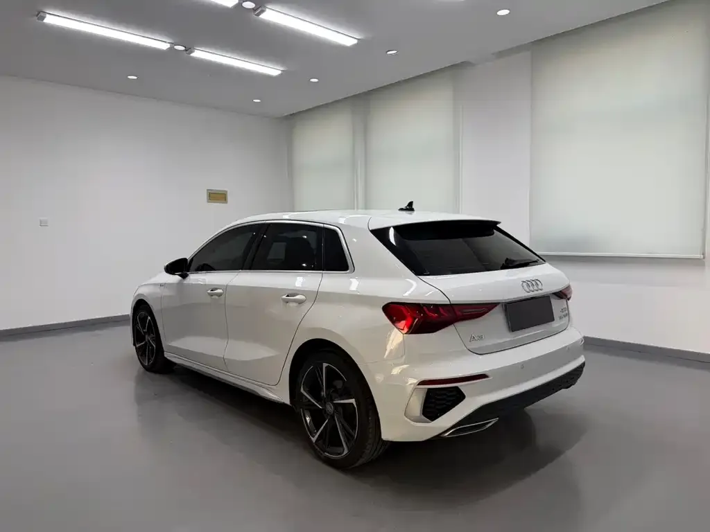 Audi A3 2021 из CN, фото 6