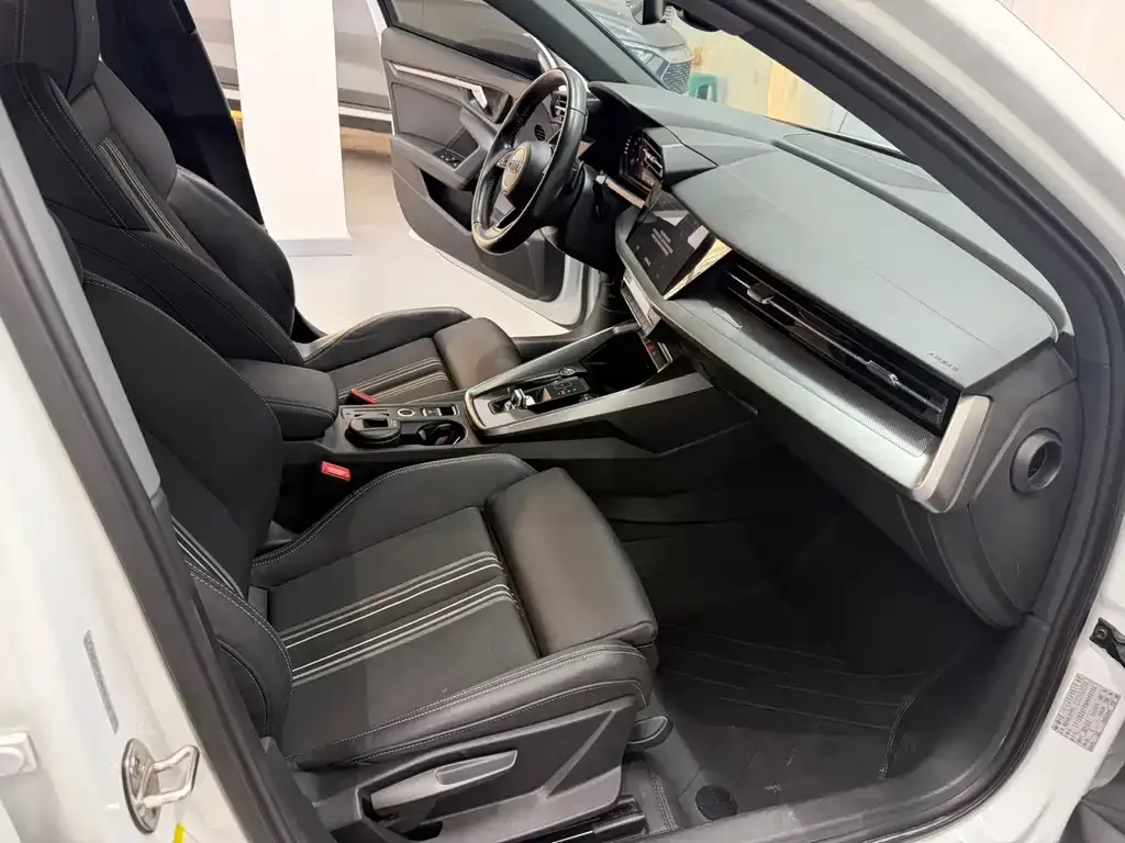 Audi A3 2021 из CN, фото 7