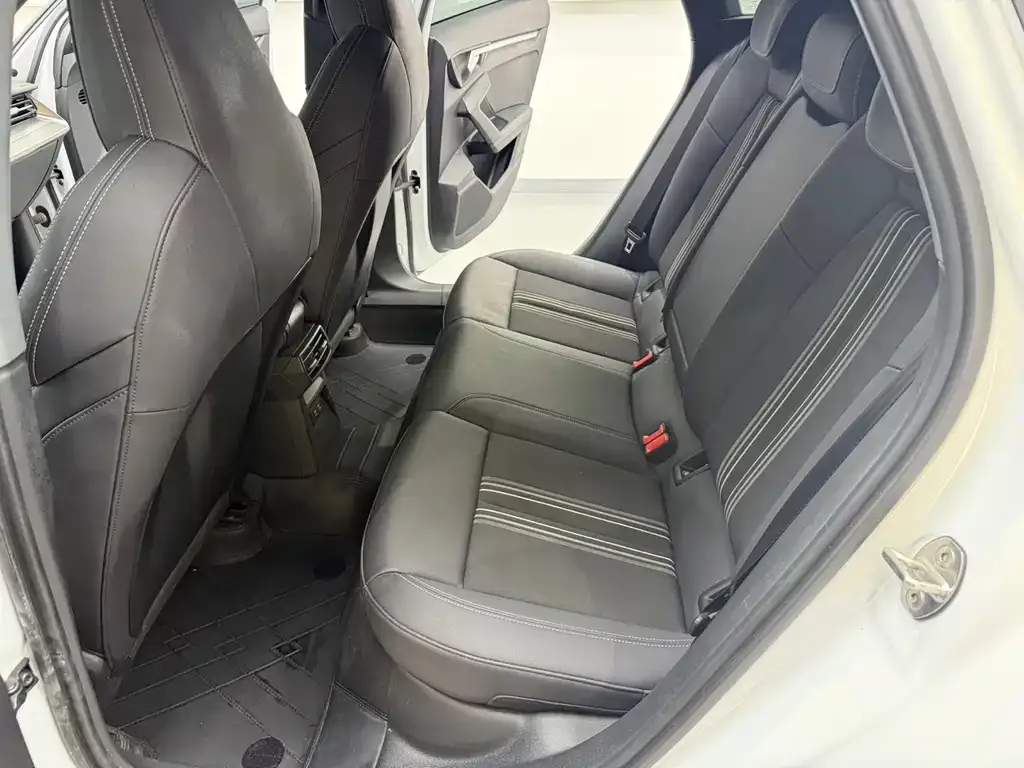 Audi A3 2021 из CN, фото 9