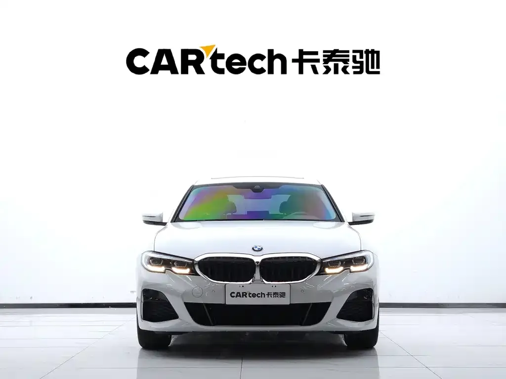 BMW 3 Series 2022 из CN, фото 2