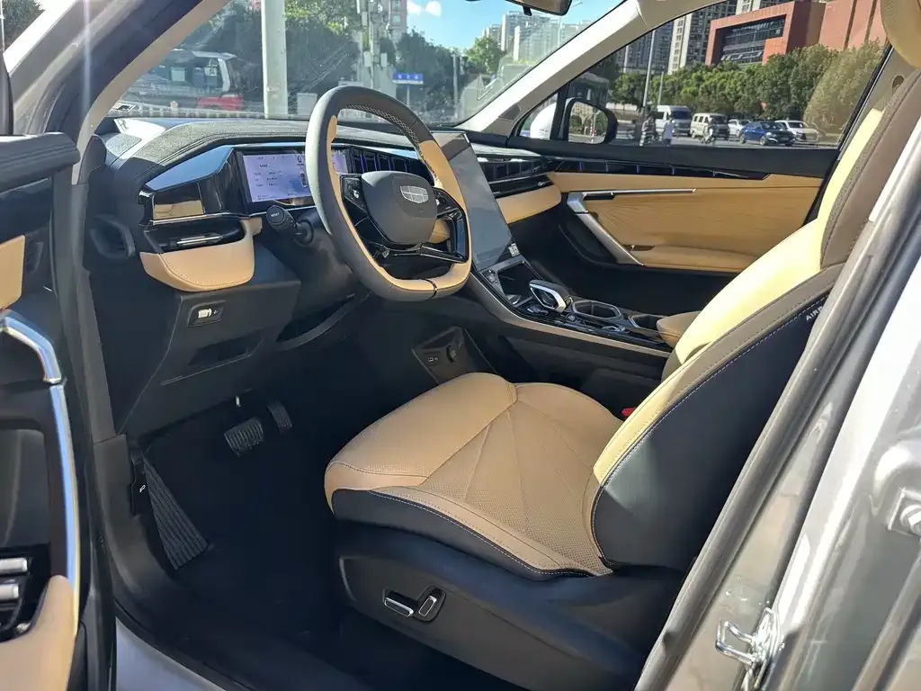Geely Boyue L 2023 из CN, фото 10