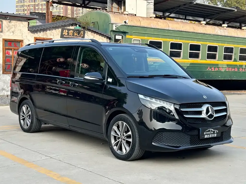 Mercedes-Benz V-Class — фото 3