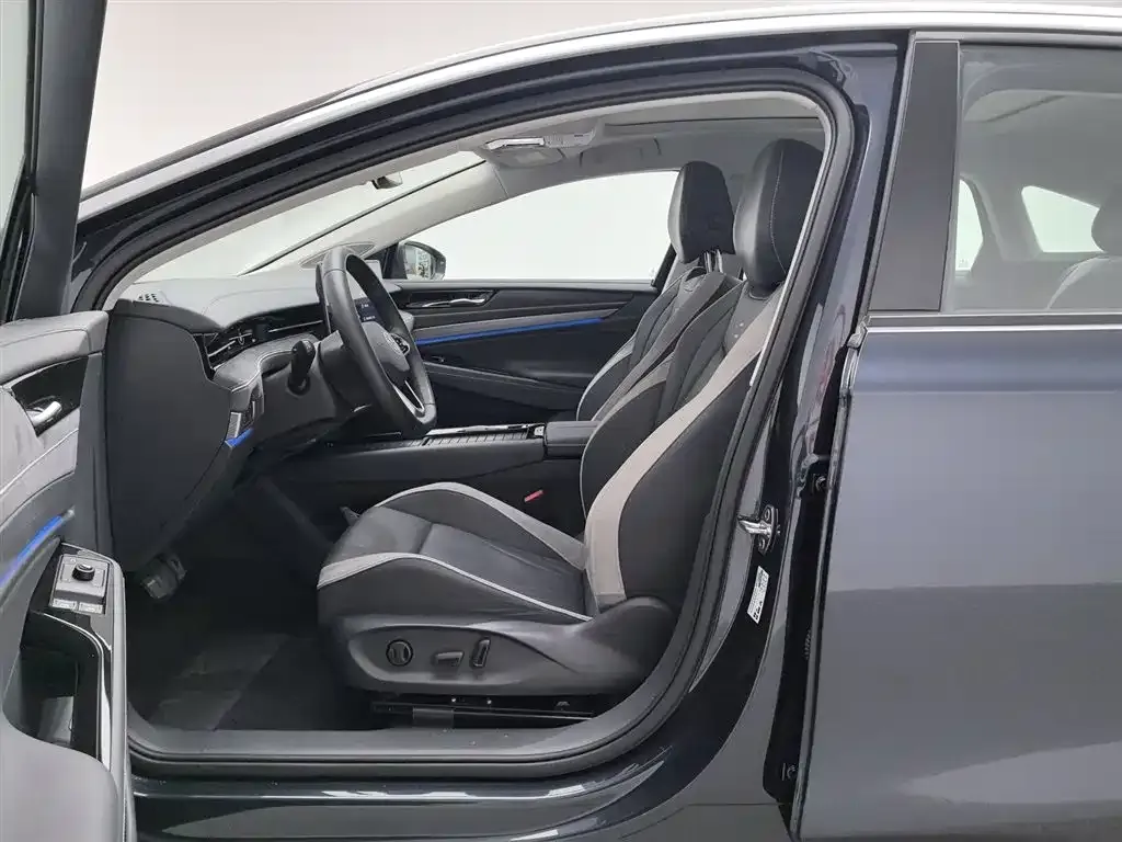 Volkswagen ID.7 VIZZION 2024 из CN, фото 10