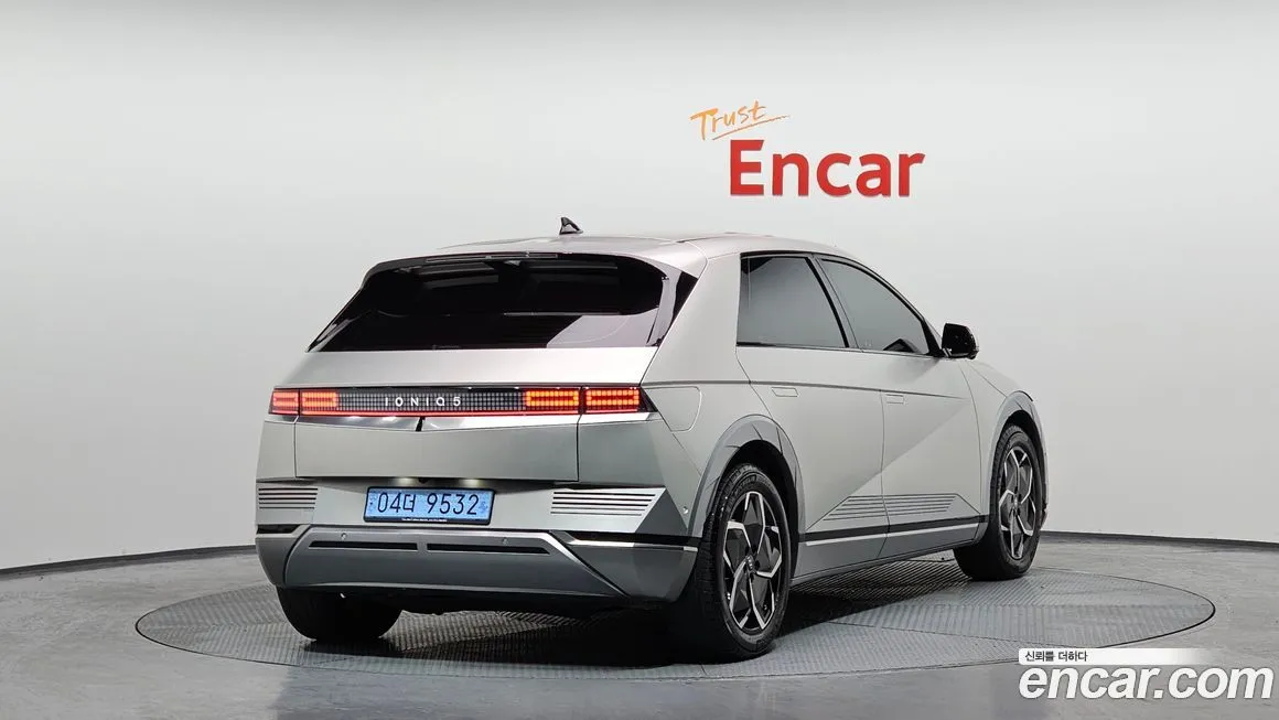 Hyundai Ioniq5 — фото 2