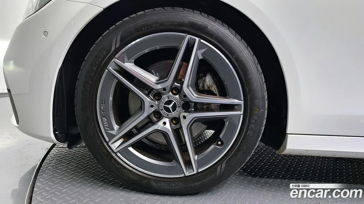 Mercedes-Benz E-Class 2023 из KR, фото 5