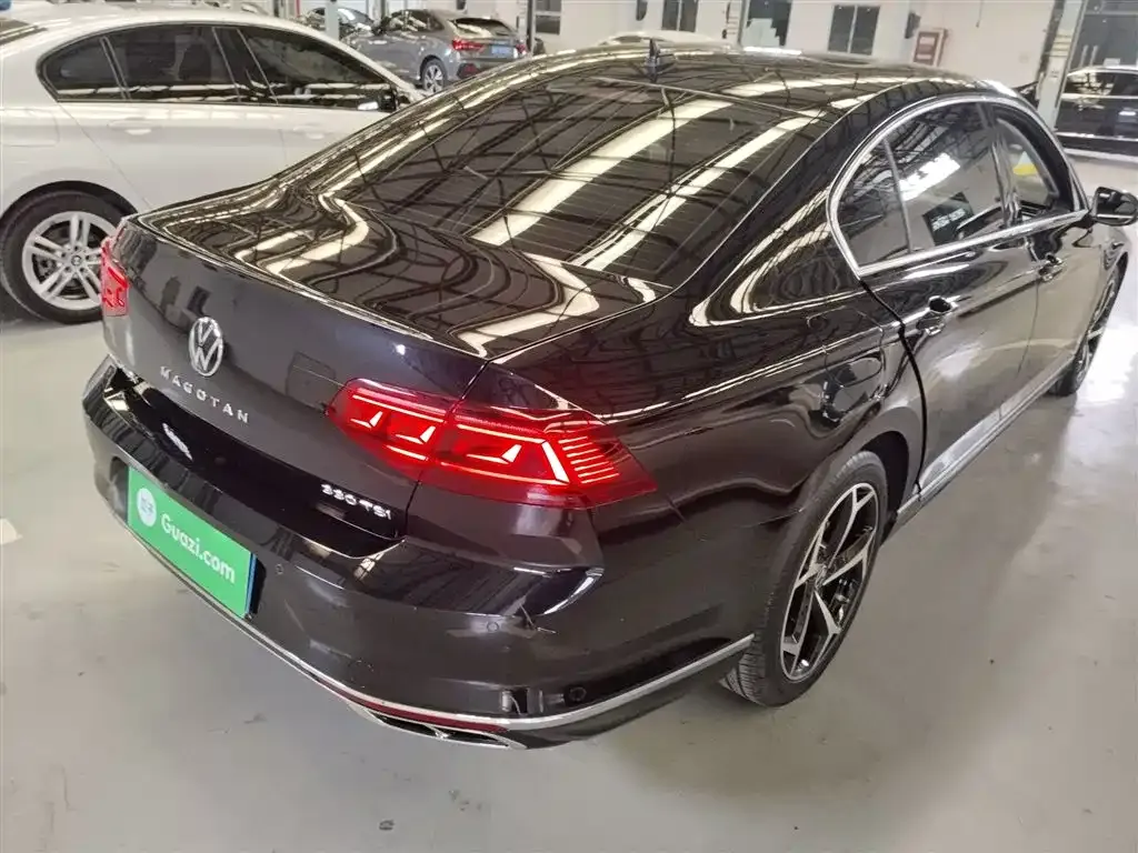 Volkswagen Magotan 2023 из CN, фото 7