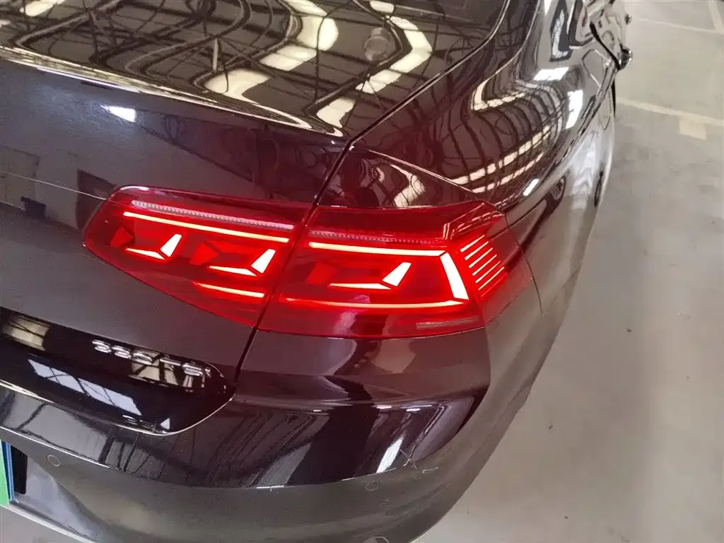 Volkswagen Magotan 2023 из CN, фото 8
