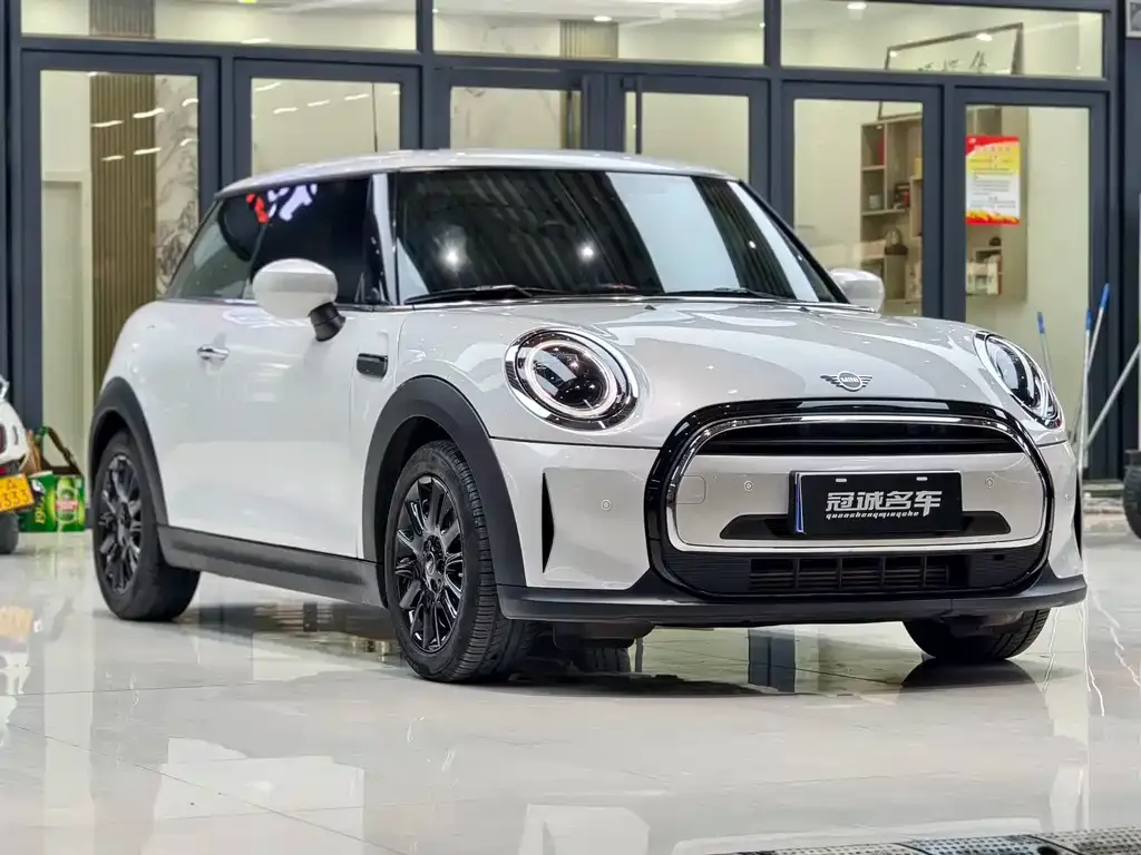 MINI Cooper (3-door) 2024 из CN, фото 3