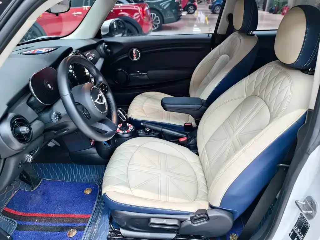 MINI Cooper (3-door) 2024 из CN, фото 5