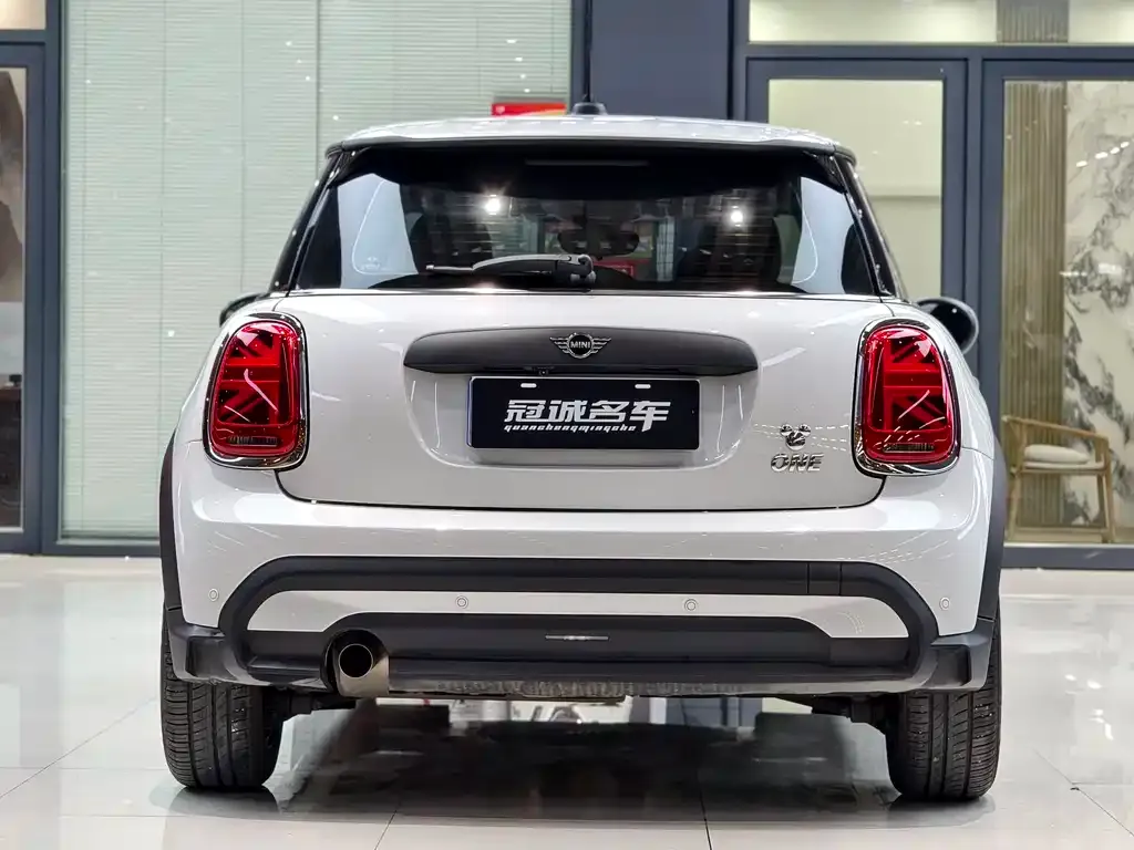MINI Cooper (3-door) 2024 из CN, фото 9