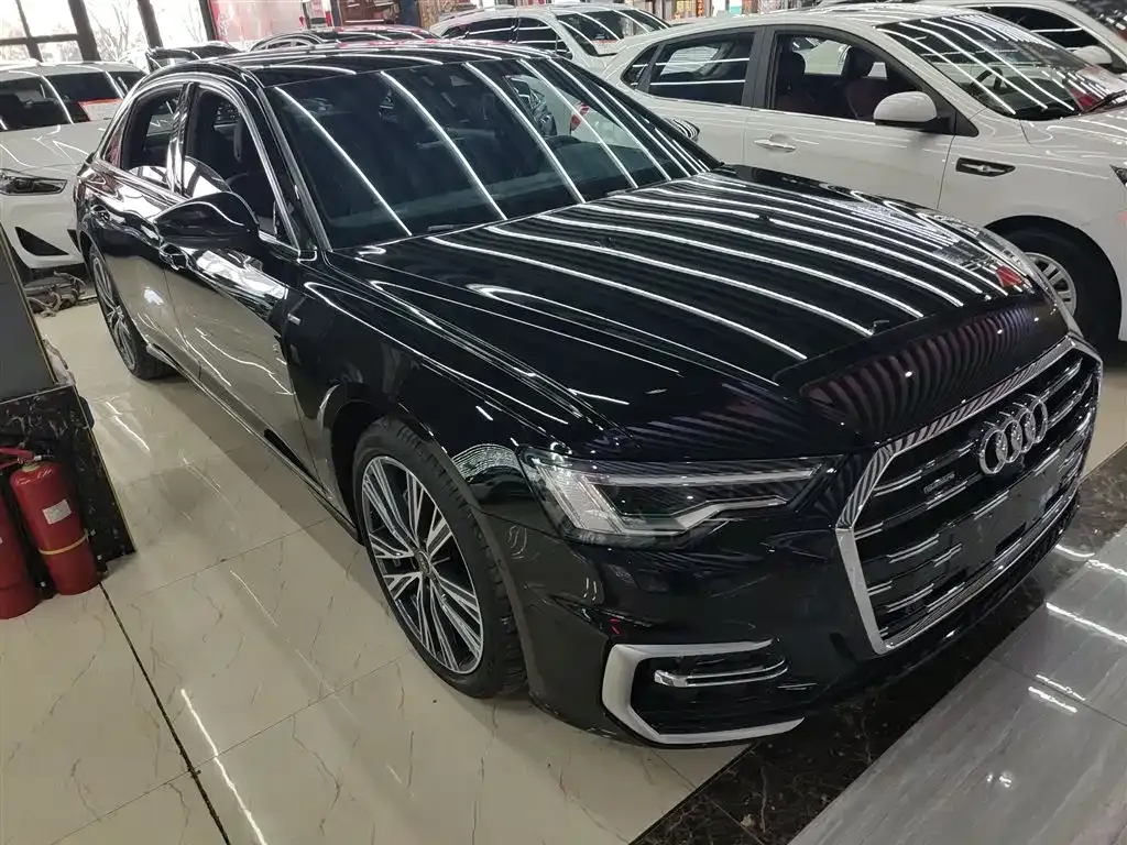 Audi A6L 2024 из CN, фото 4