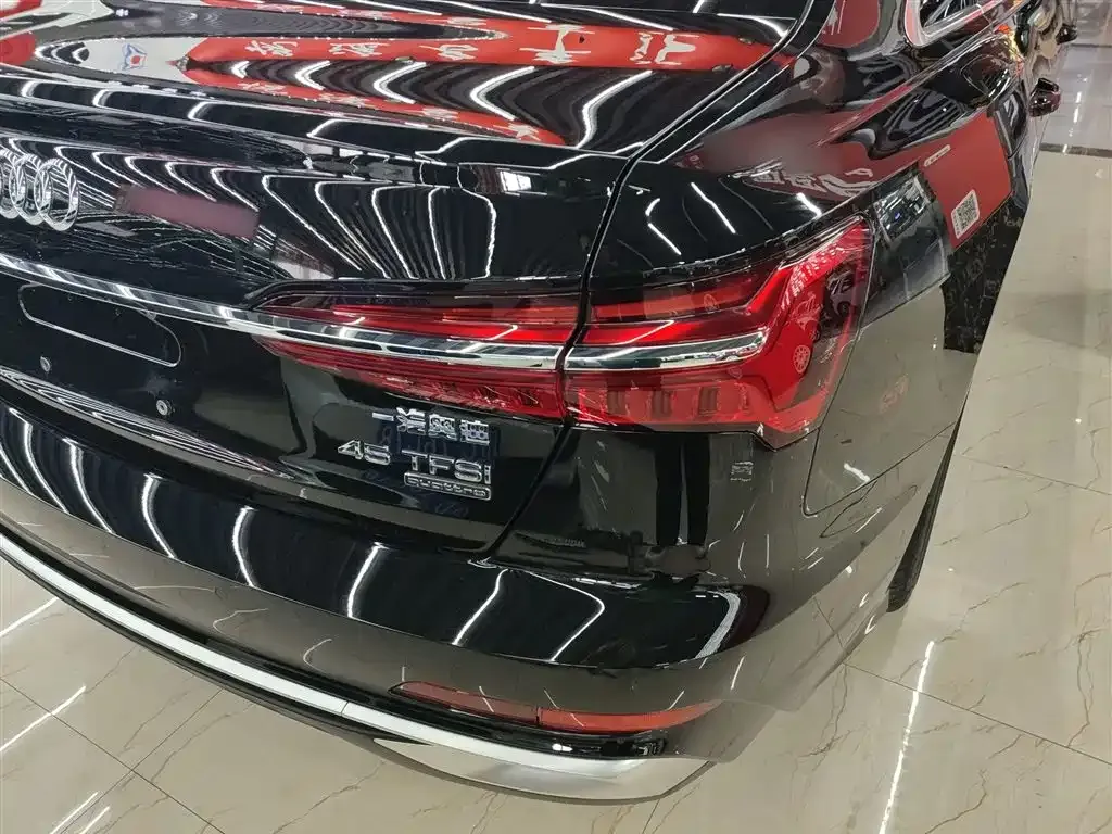 Audi A6L 2024 из CN, фото 8