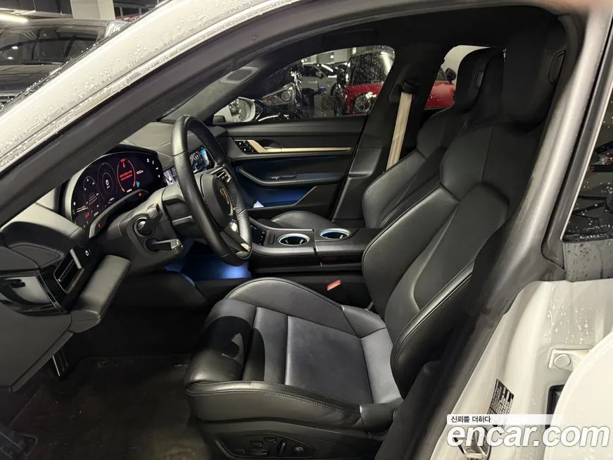Porsche Taycan 2021 из KR, фото 8