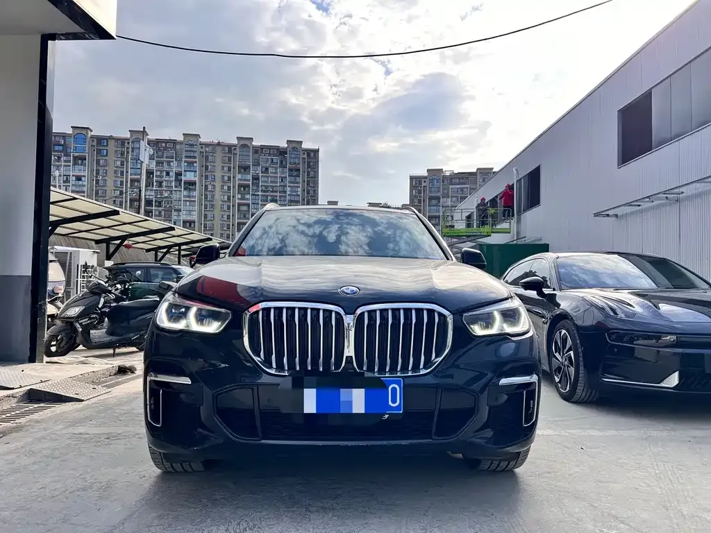 BMW X5 2023 из CN, фото 2