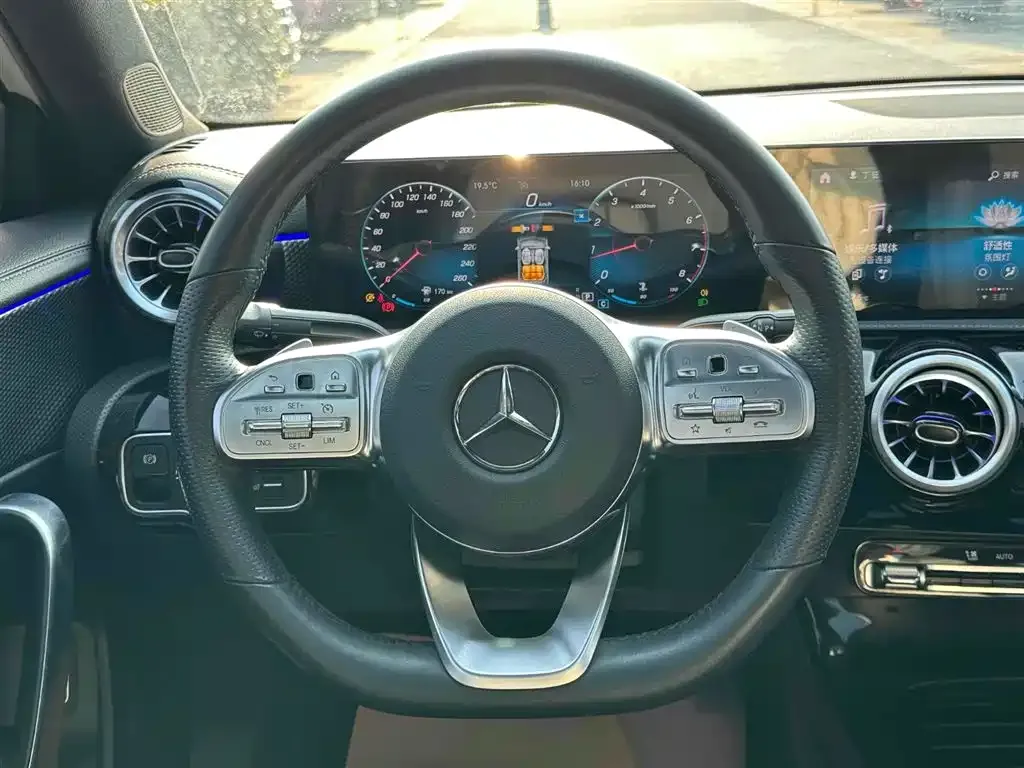 Mercedes-Benz A-Class 2022 из CN, фото 10