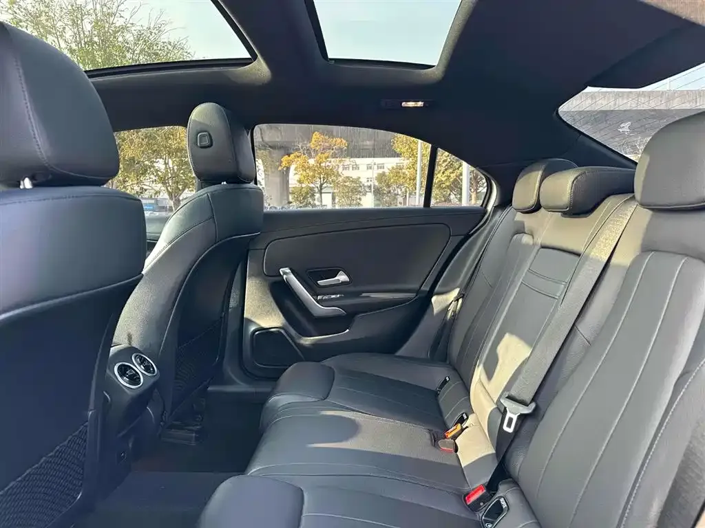 Mercedes-Benz A-Class 2022 из CN, фото 2