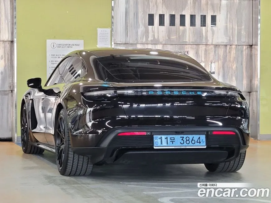 Porsche Taycan 2022 из KR, фото 5