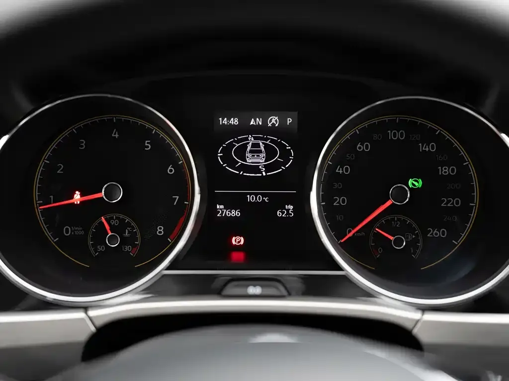 Volkswagen Touran 2022 из CN, фото 3