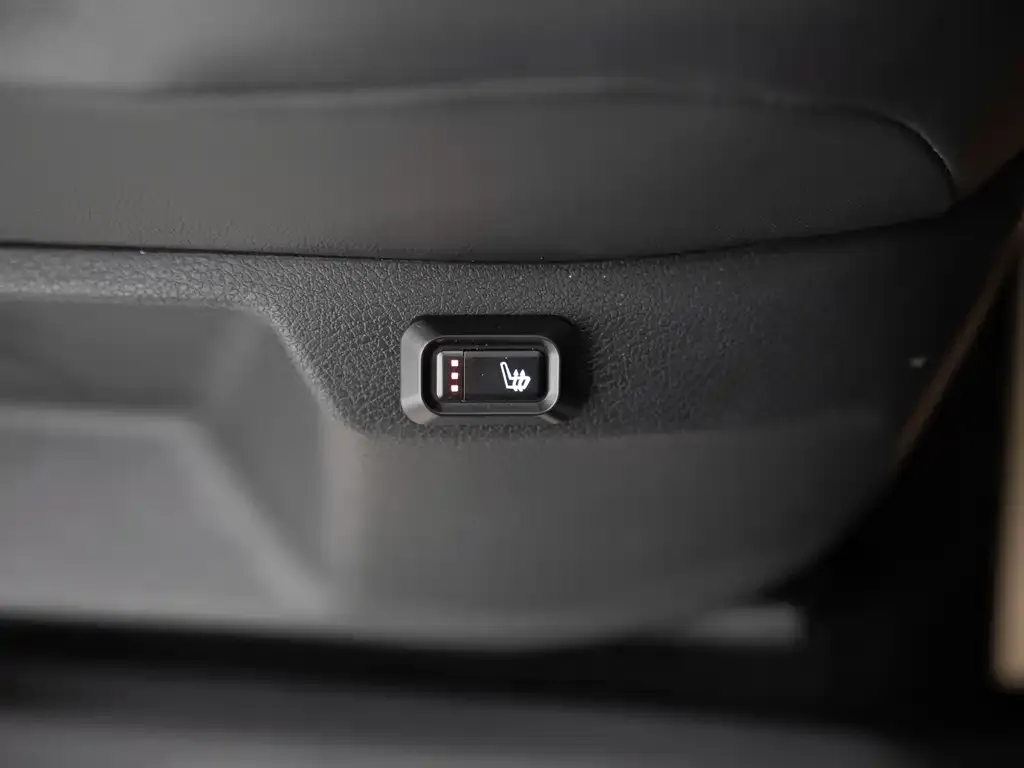 Volkswagen Touran 2022 из CN, фото 6
