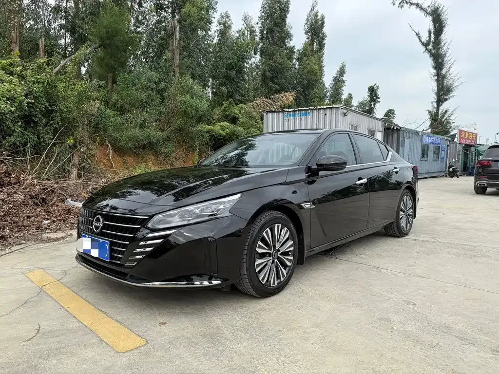 Nissan Teana — фото 3