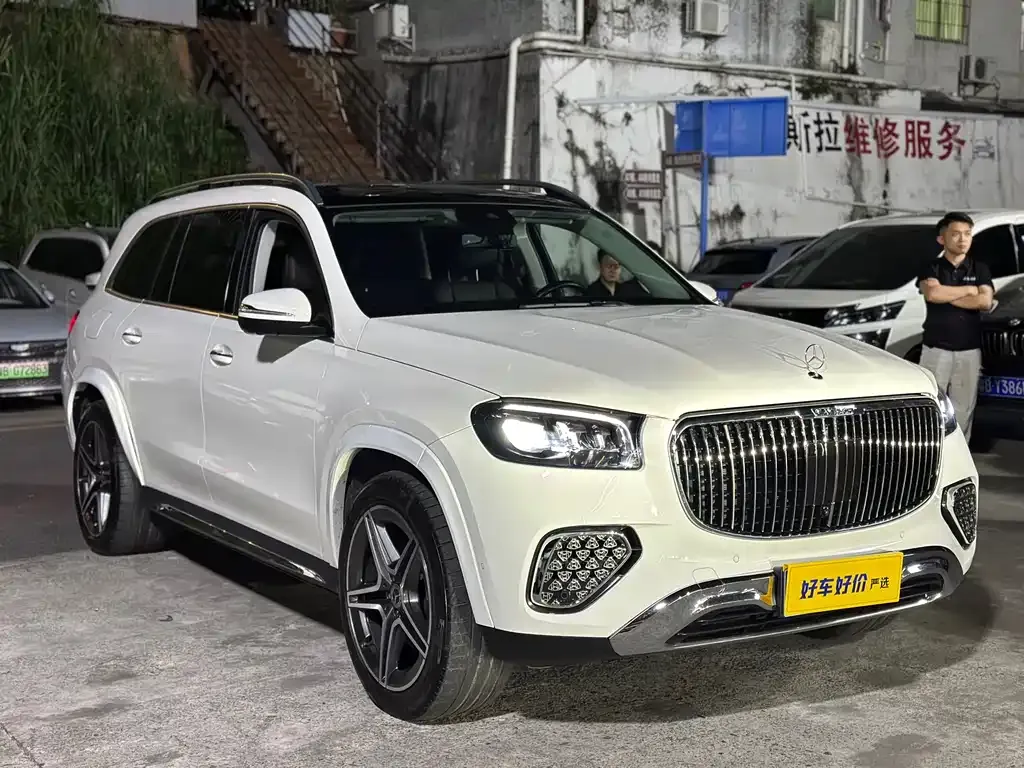 Mercedes-Benz GLS 2023 из CN, фото 1