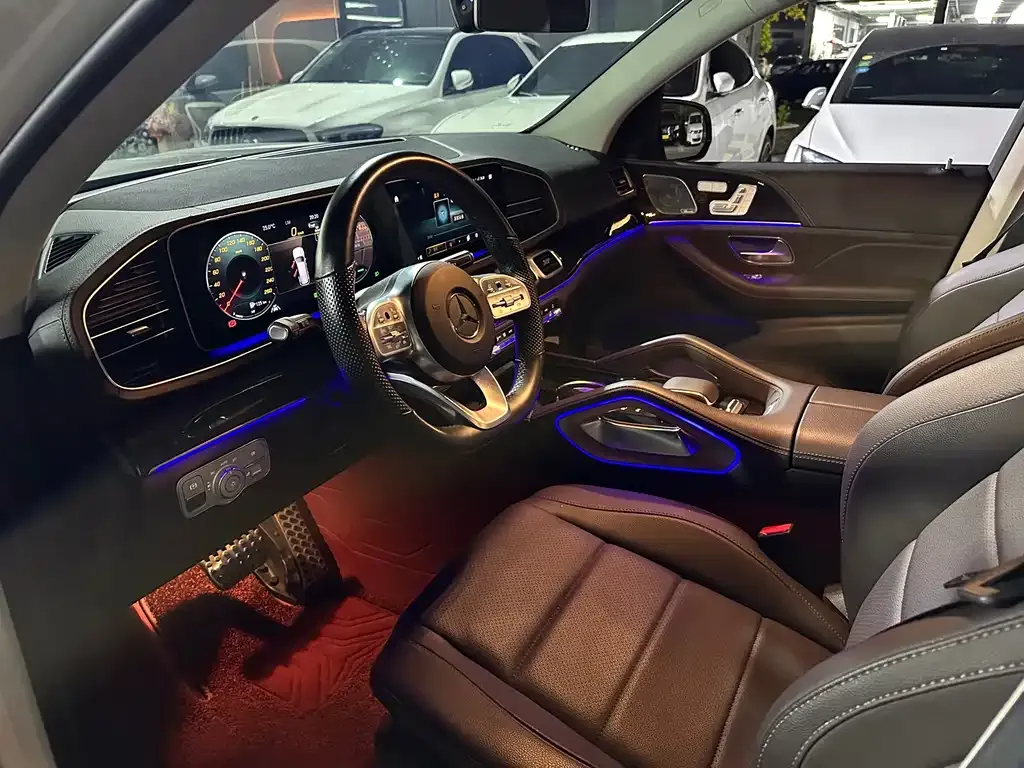 Mercedes-Benz GLS 2023 из CN, фото 4
