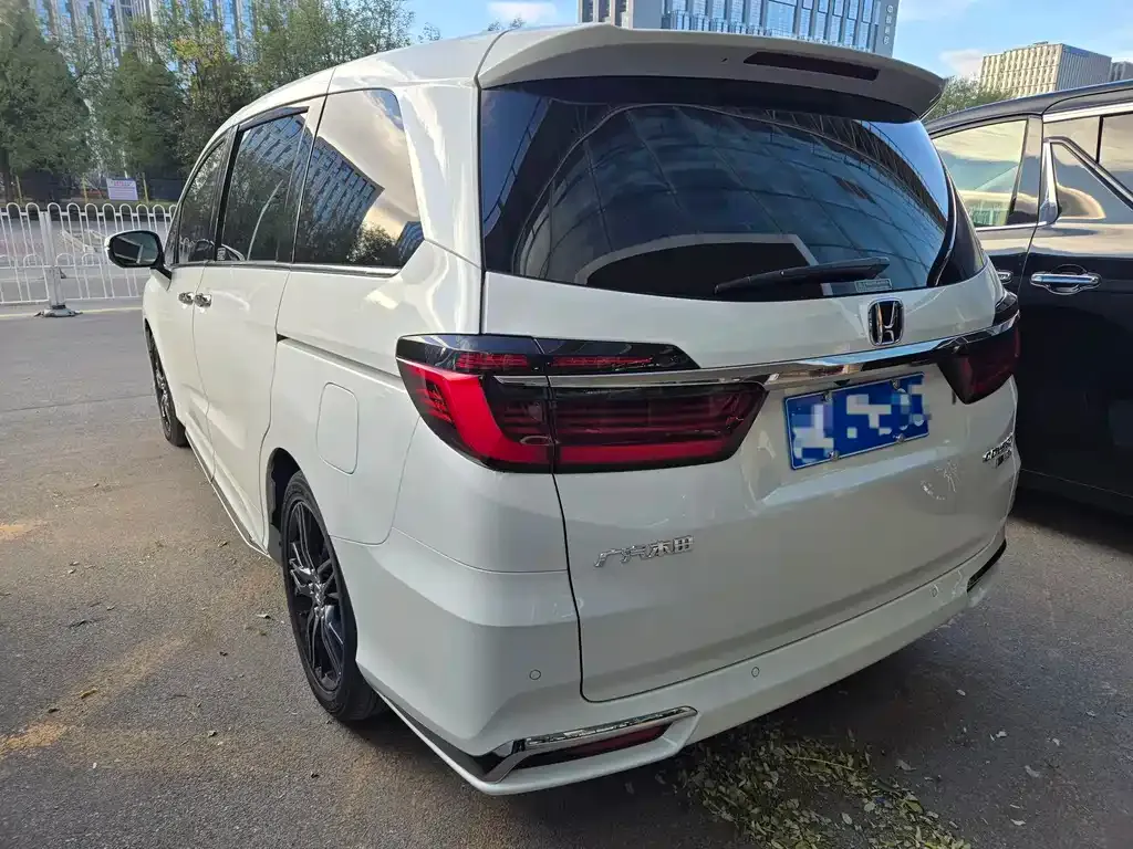 Honda Odyssey 2022 из CN, фото 9