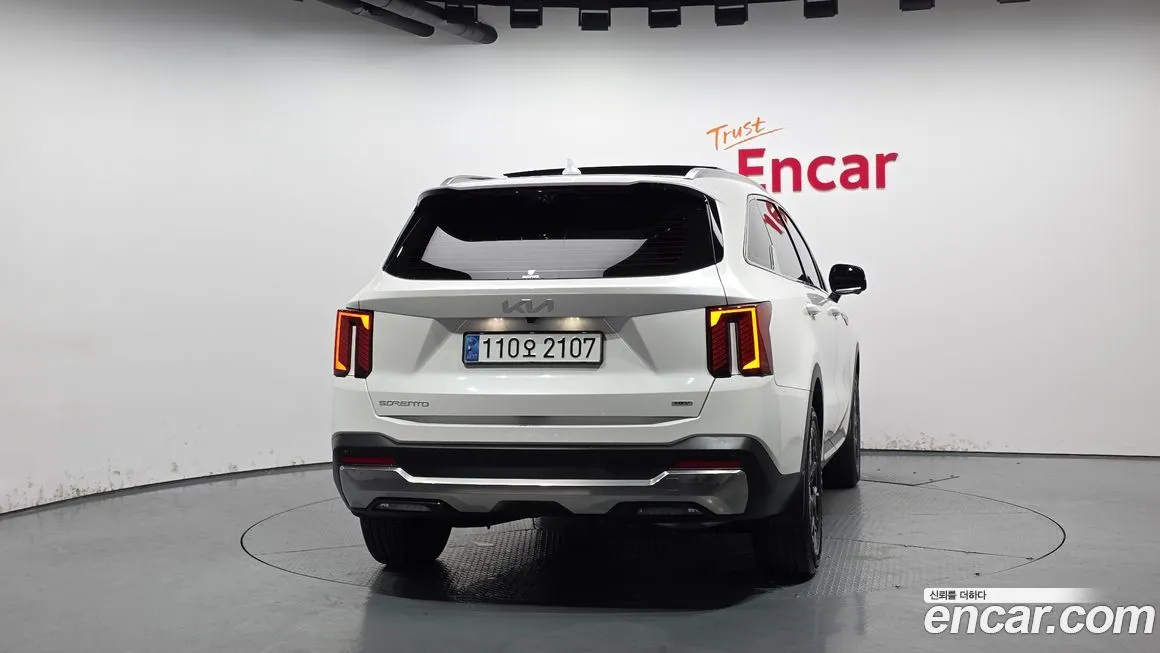 Kia Sorento — фото 4