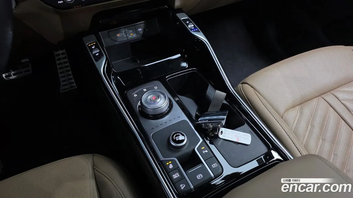 Kia Sorento — фото 9
