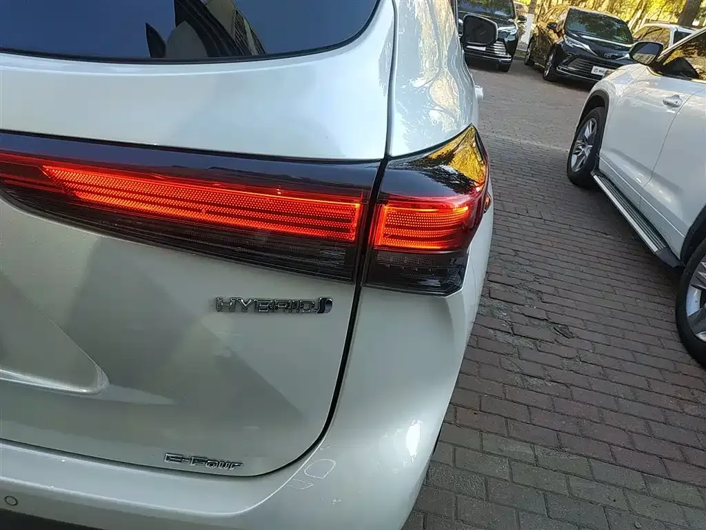 Toyota Highlander 2024 из CN, фото 8