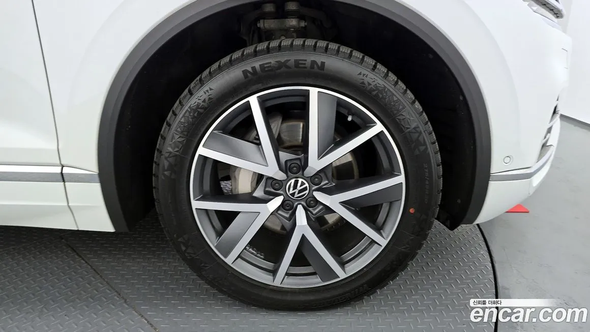 Volkswagen Touareg 2023 из KR, фото 5