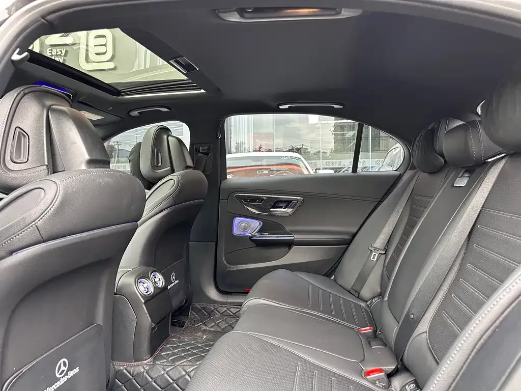 Mercedes-Benz C-Class 2024 из CN, фото 10