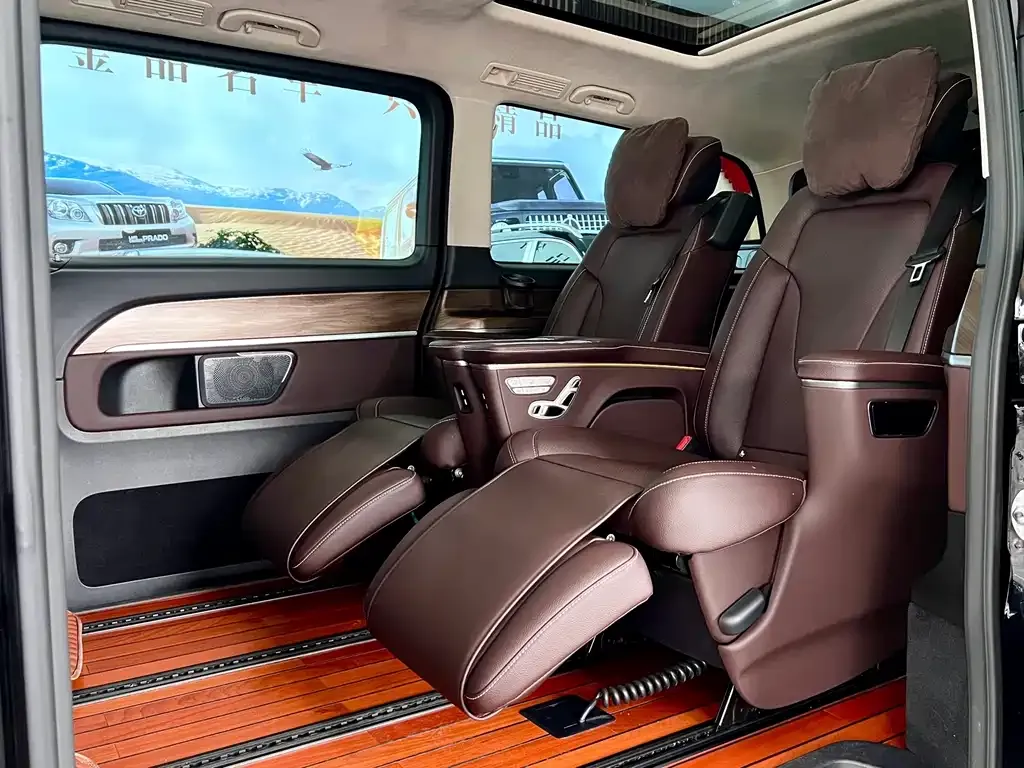 Mercedes-Benz V-Class 2022 из CN, фото 10