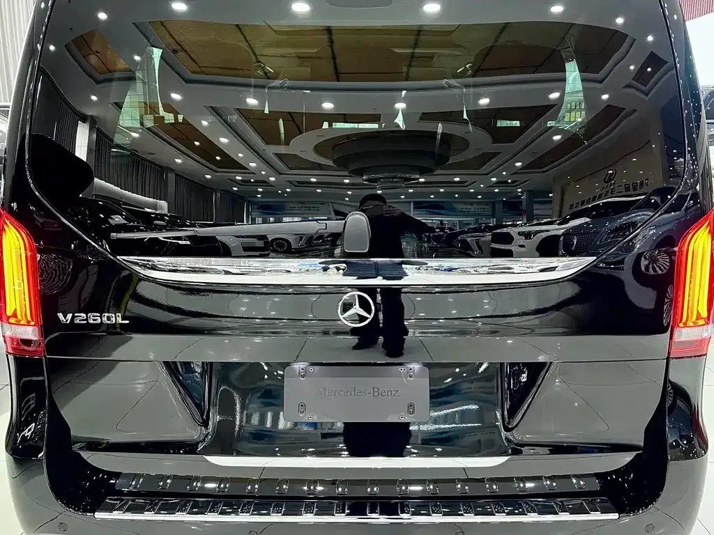 Mercedes-Benz V-Class 2022 из CN, фото 5