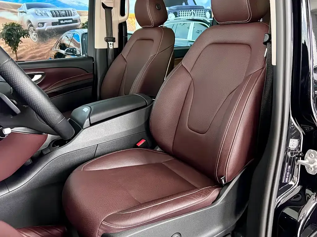 Mercedes-Benz V-Class 2022 из CN, фото 6