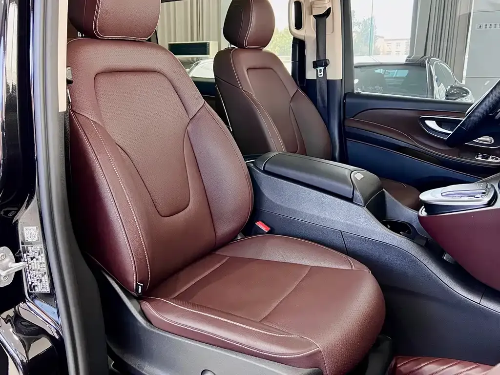 Mercedes-Benz V-Class 2022 из CN, фото 8