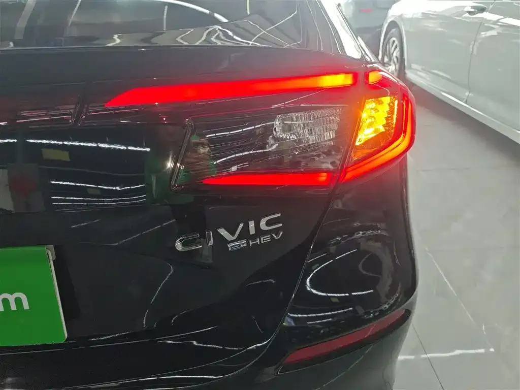 Honda Civic — фото 8