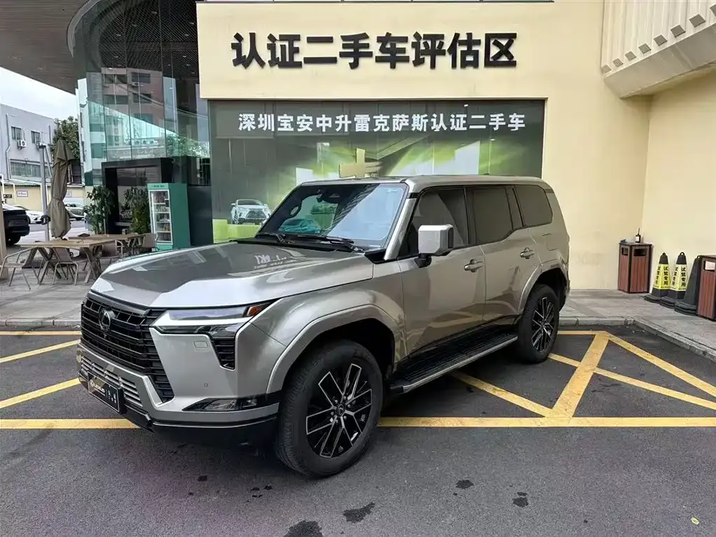 Lexus GX — фото 1