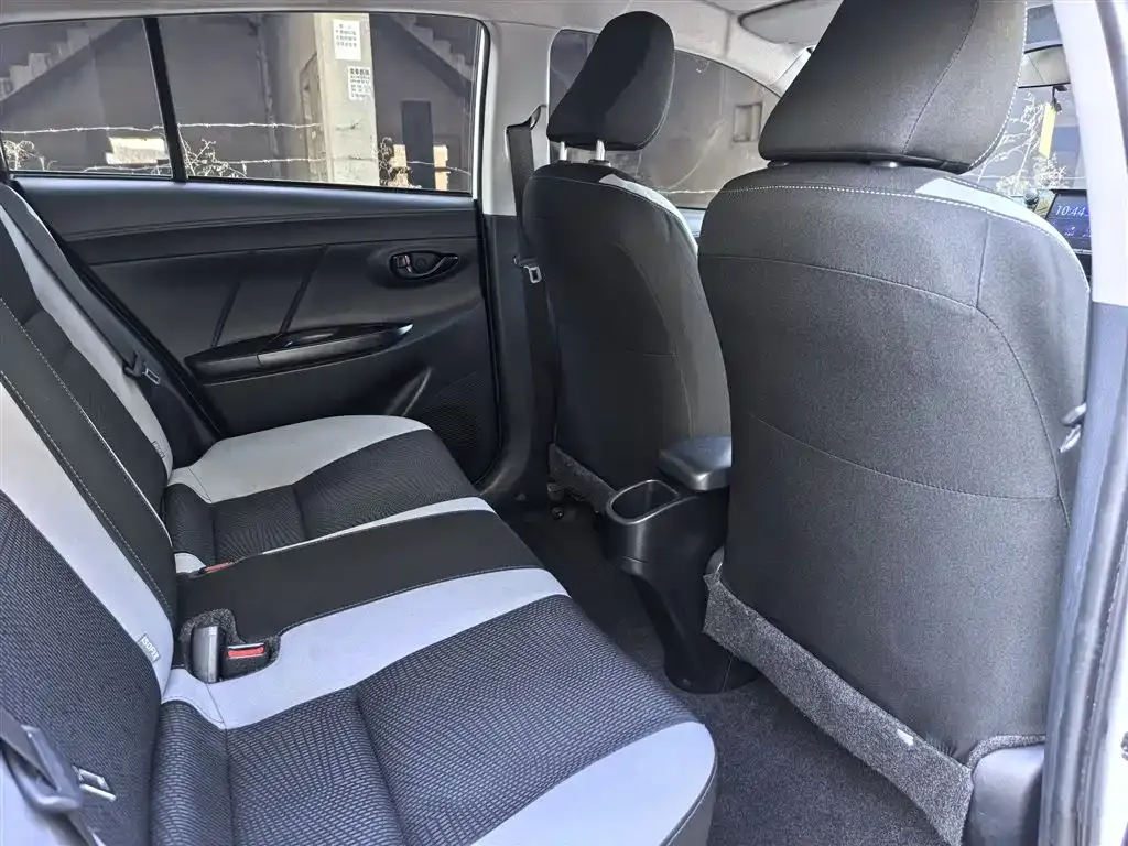 Toyota Yaris L 2021 из CN, фото 10