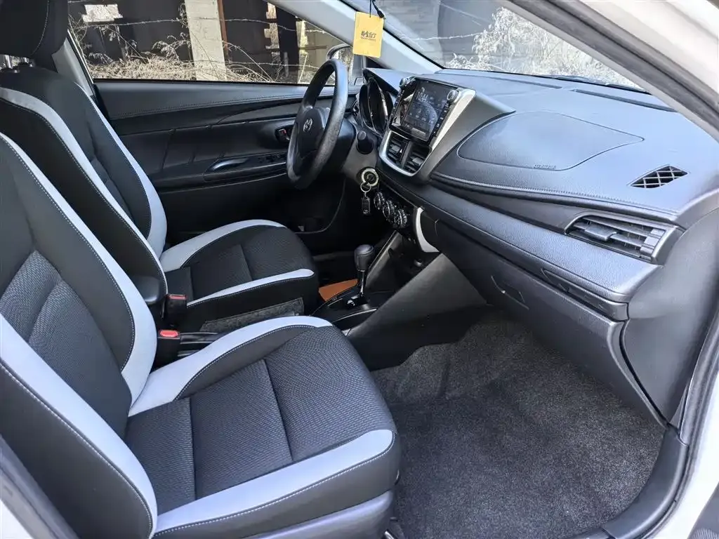 Toyota Yaris L 2021 из CN, фото 8
