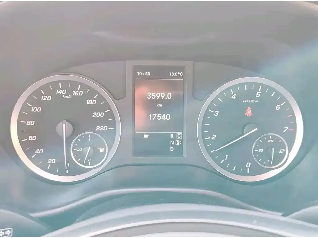 Mercedes-Benz Vito 2023 из CN, фото 7