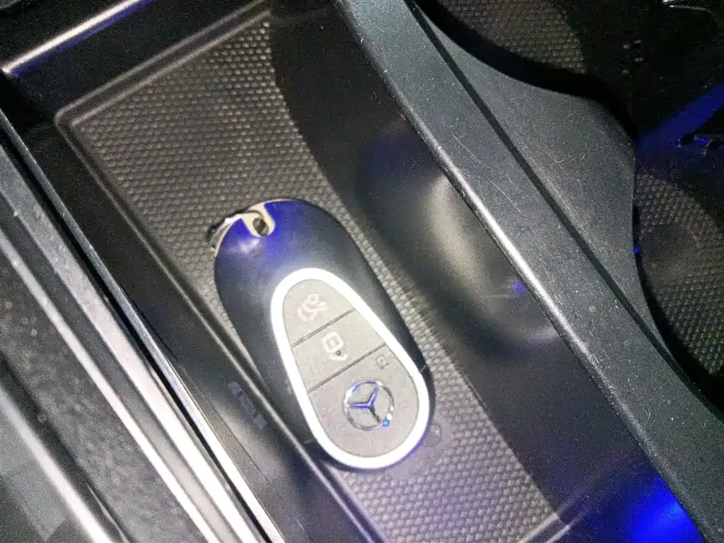 Mercedes-Benz C-Class 2024 из CN, фото 9