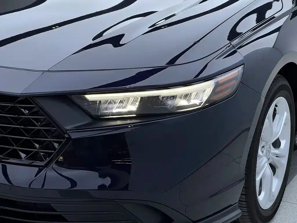 Honda Accord — фото 4