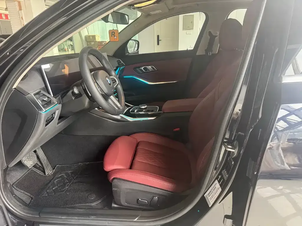 BMW 3 Series 2023 из CN, фото 4