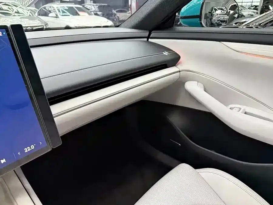 Xiaomi SU7 2025 из CN, фото 7